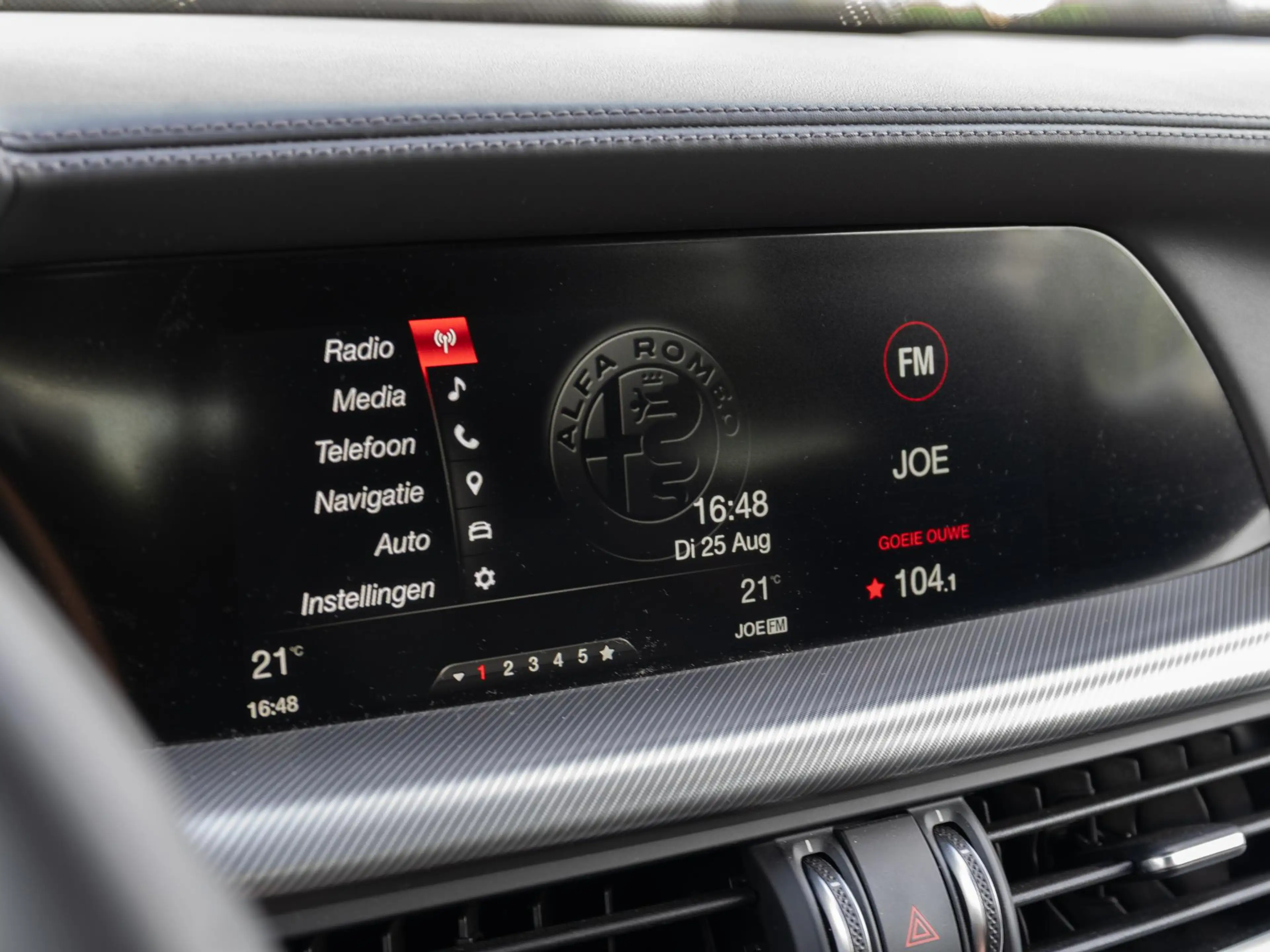Alfa Romeo Stelvio 2.0 T AWD B-Tech | Pano | ACC | Volledig onderhoud — photo 21