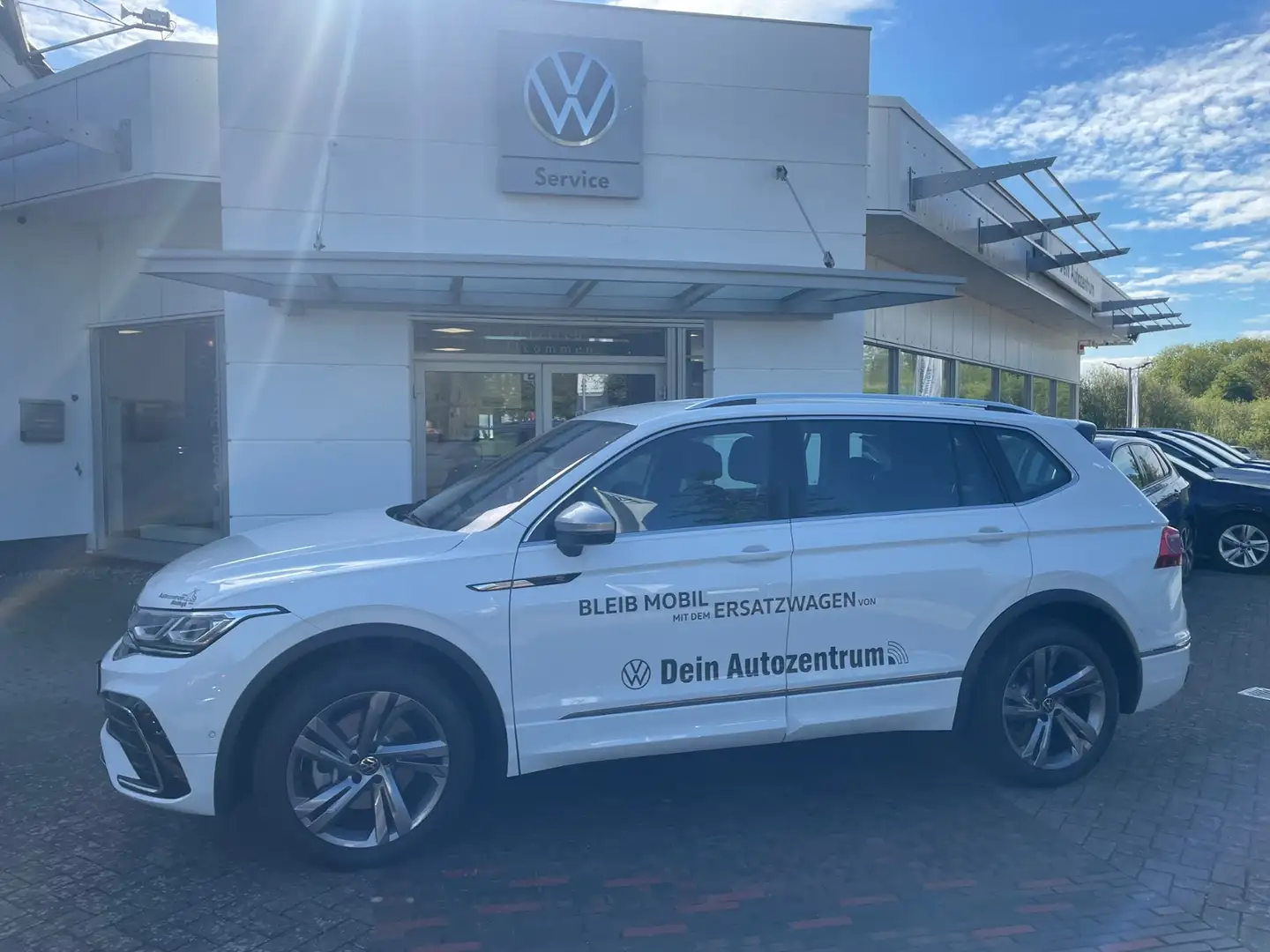 Volkswagen Tiguan Allspace BJ 2.0 TDI DSG 4M R-Line Blanc - 2