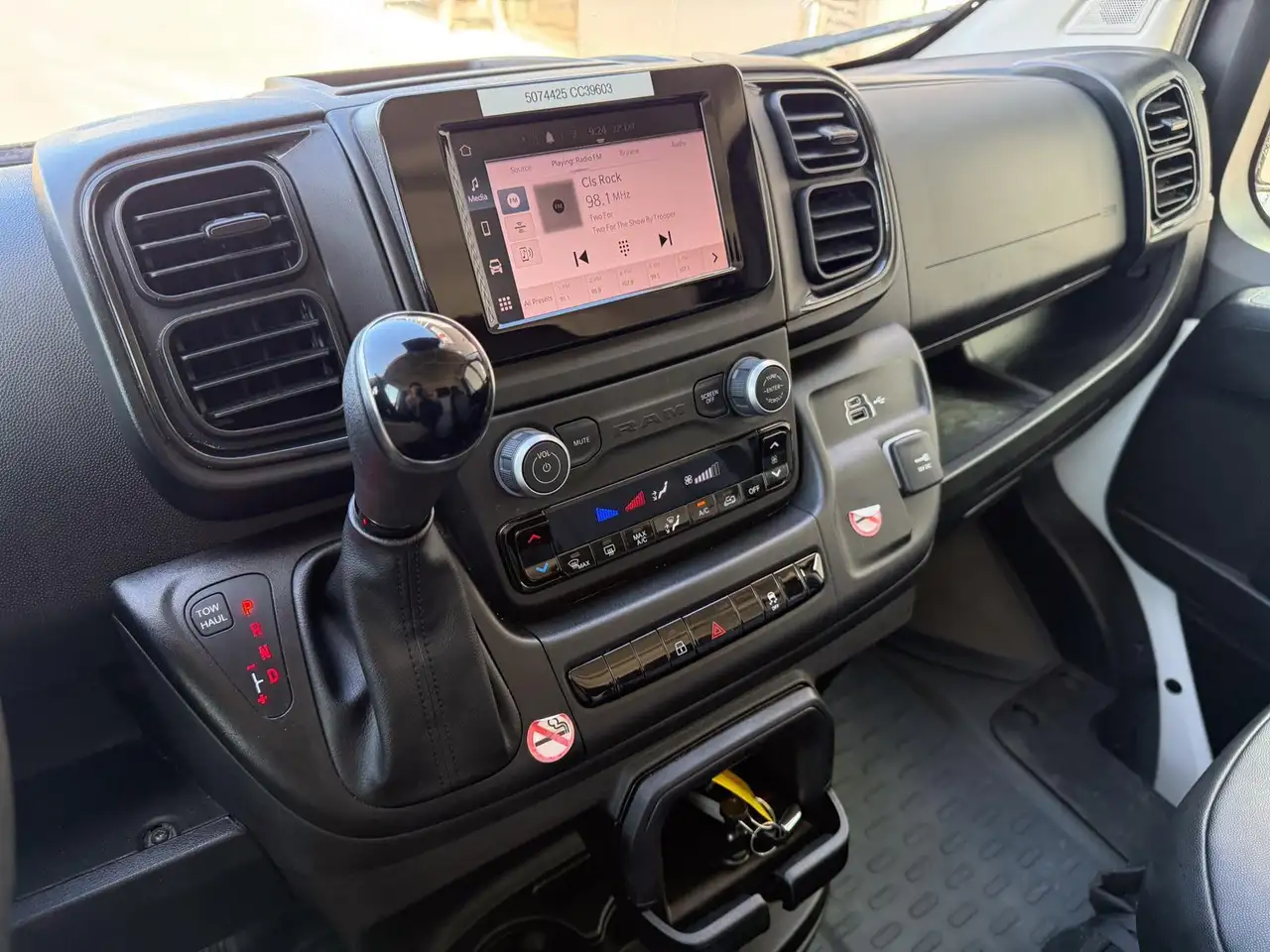 RAM ProMaster 3500 снимка RAM ProMaster 3500