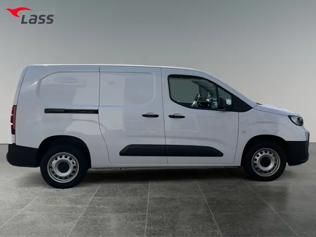 Toyota Proace City view 7