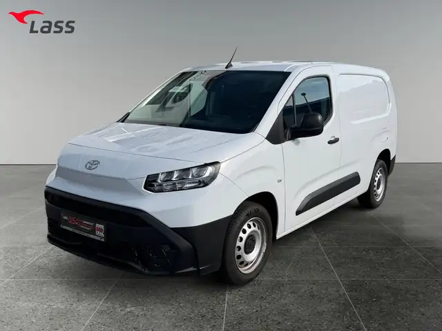Toyota Proace City view 2