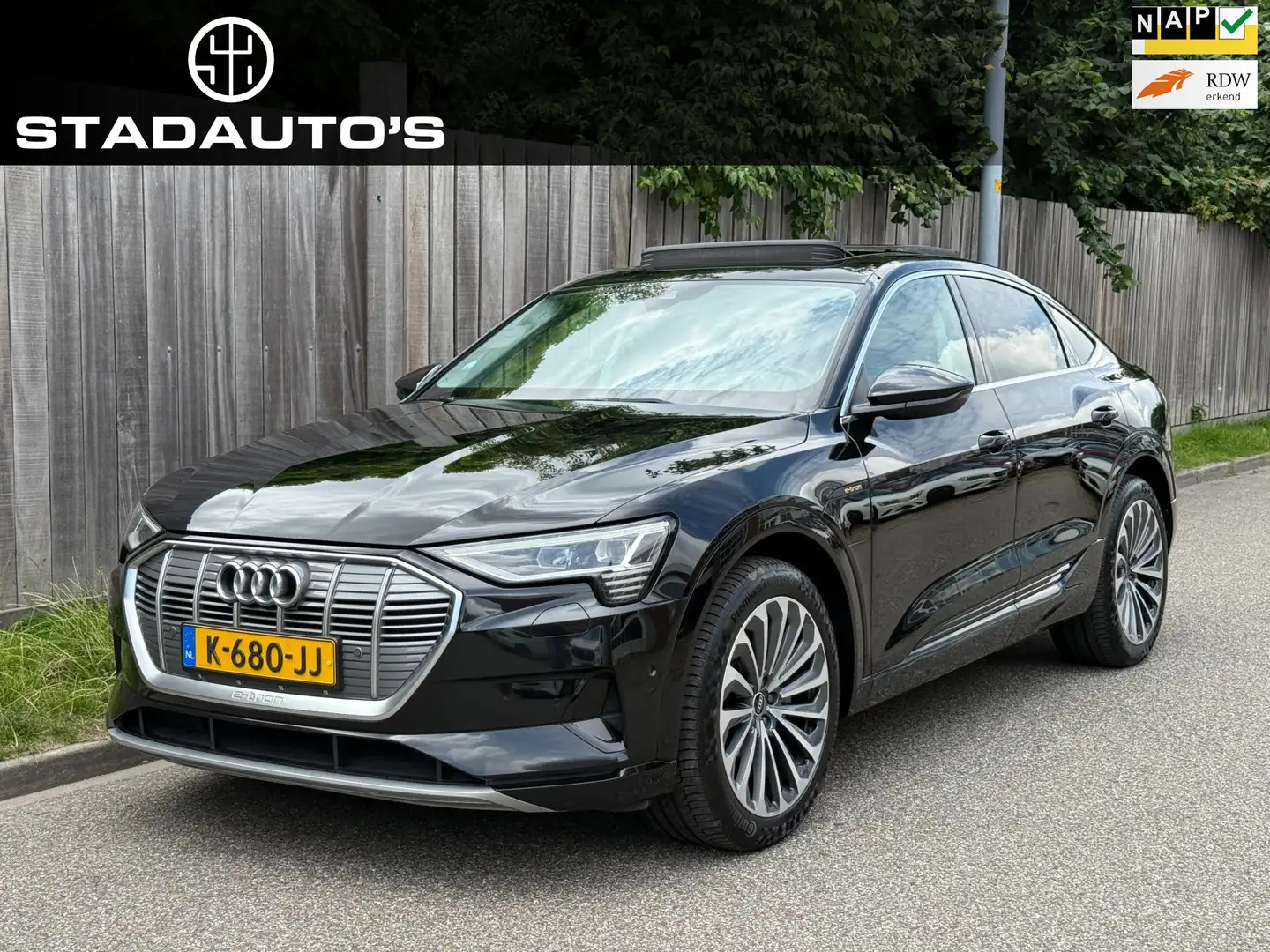 Audi e-tron Sportback 55 quattro Edition 95 kWh Pano|B&O|NAP! Zwart - 1