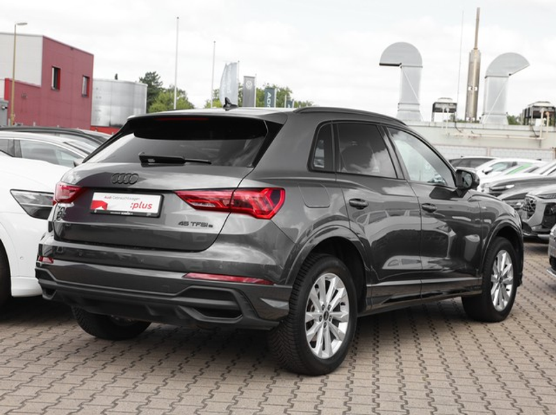 Audi Q3 45 TFSI e S line ACC SHZ LED Kamera Navi+ Busin... — photo 3