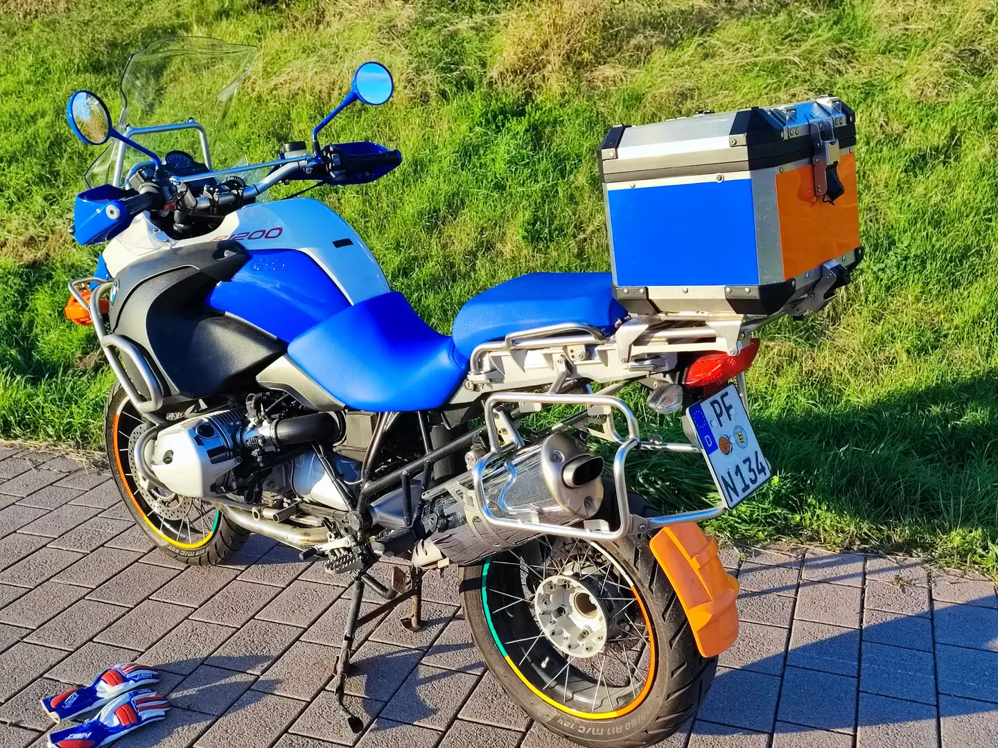 BMW R 1200 GS Adventure Blue - 2