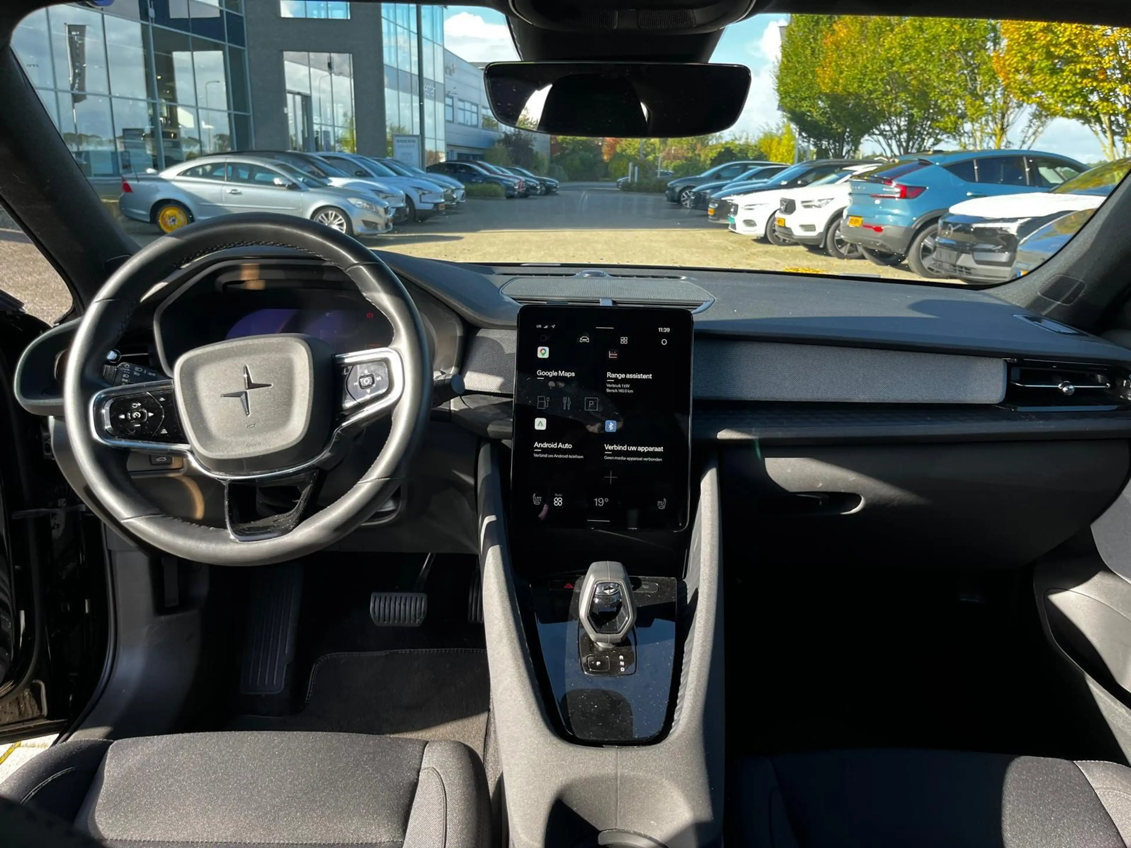 Polestar 2 Standard Range Single Motor 63kWh — photo 14
