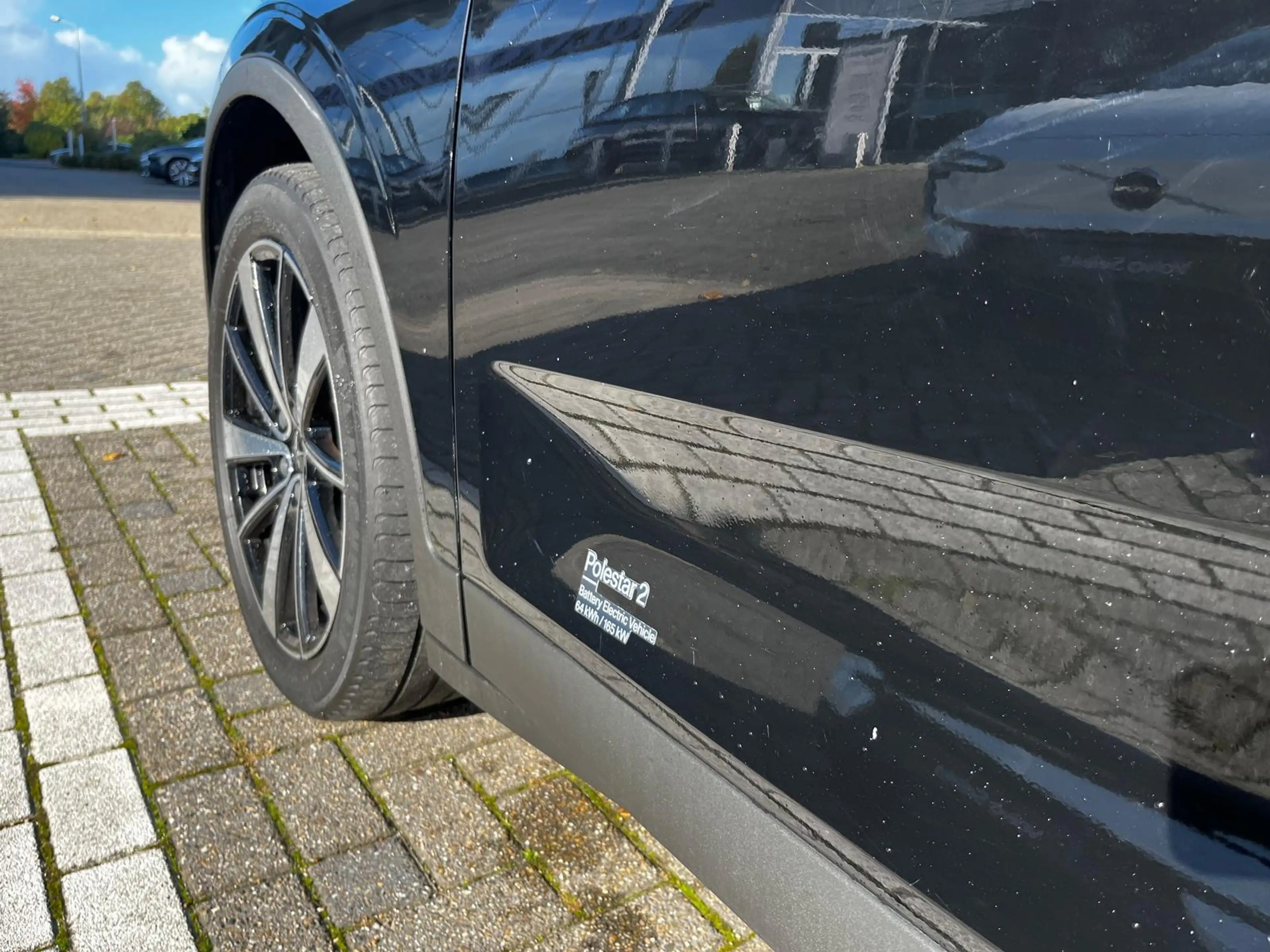Polestar 2 Standard Range Single Motor 63kWh — photo 11