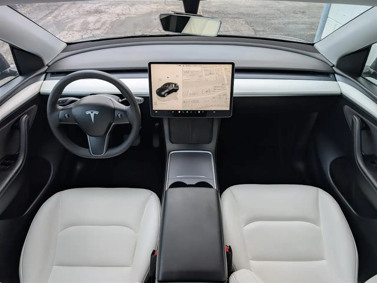 Tesla Model Y снимка Tesla Model Y