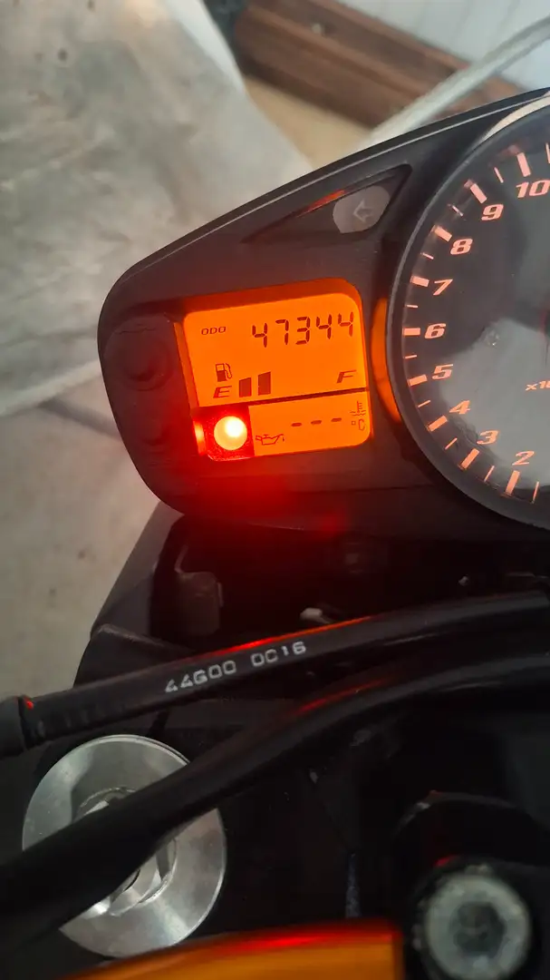 Suzuki GSR 600 Noir - 1