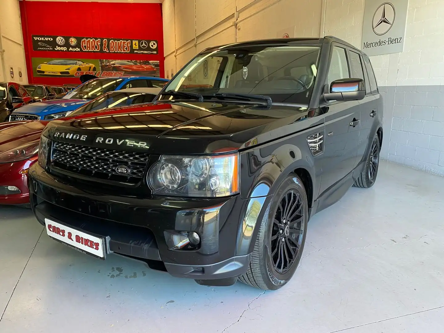 Land Rover Range Rover Sport 3.0SDV6 HSE Aut. Noir - 2