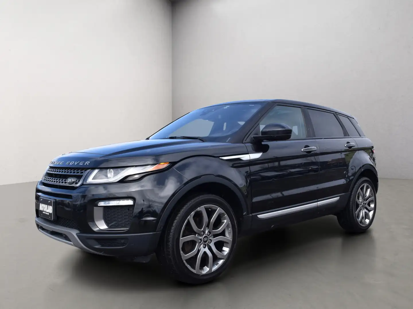 2016 Land Rover Range Rover Evoque | $ 11,995 | 140,000 km | Gasoline ...