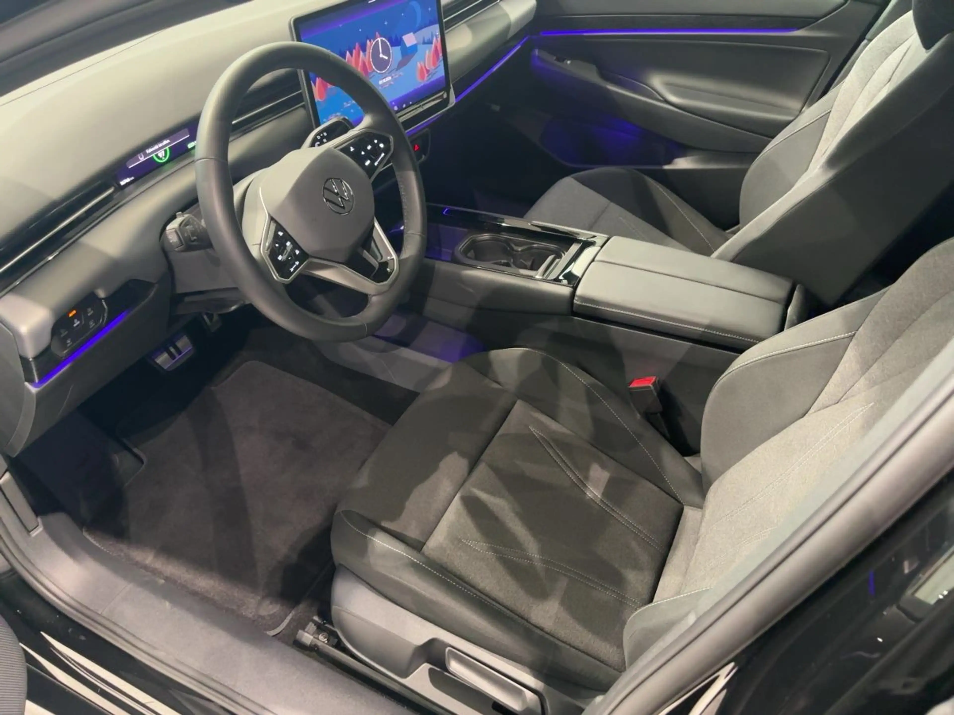 Volkswagen ID.7 Pro 210/77 Wärmepumpe Navi SHZ — photo 9