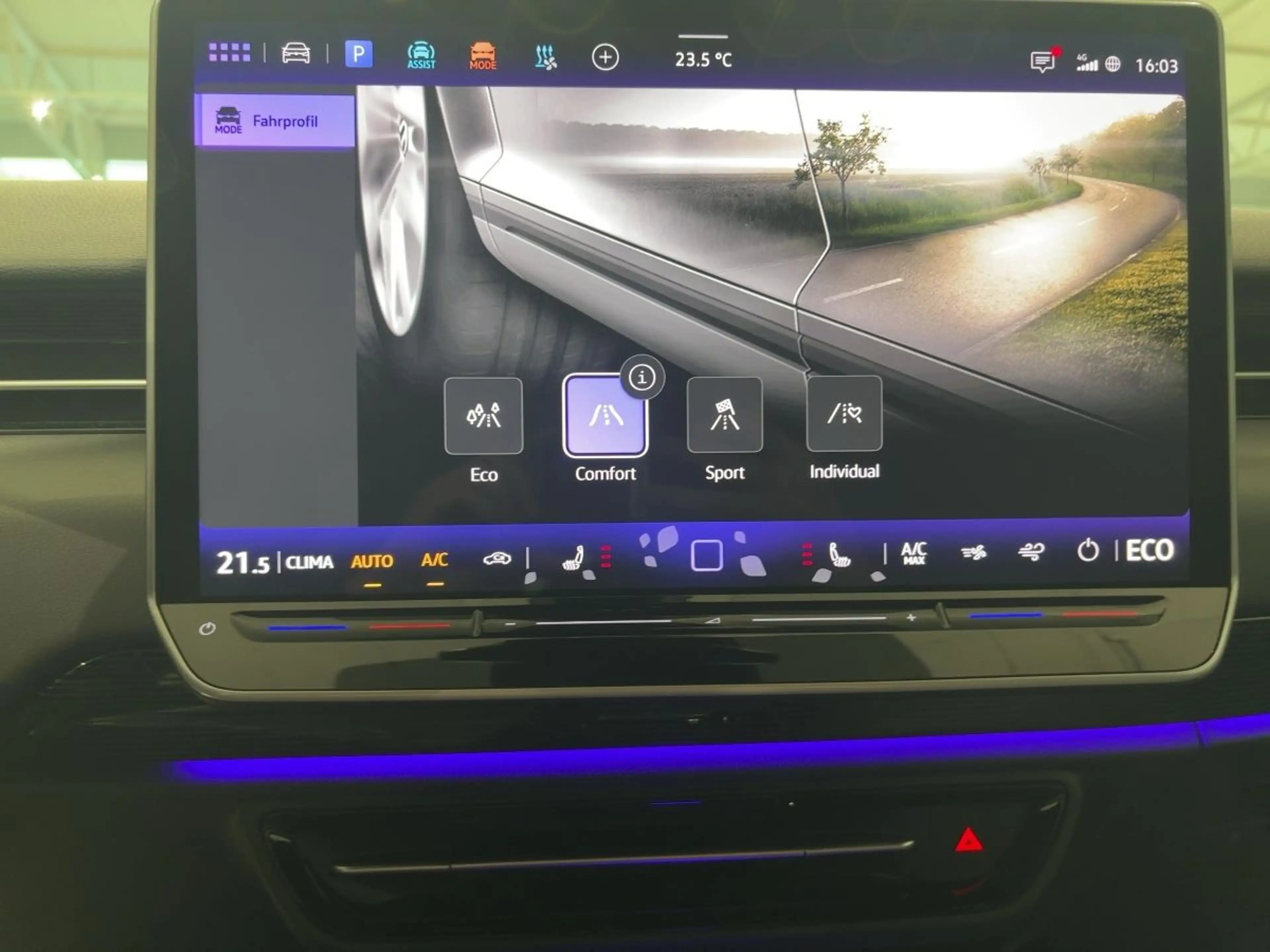Volkswagen ID.7 Pro 210/77 Wärmepumpe Navi SHZ — photo 15