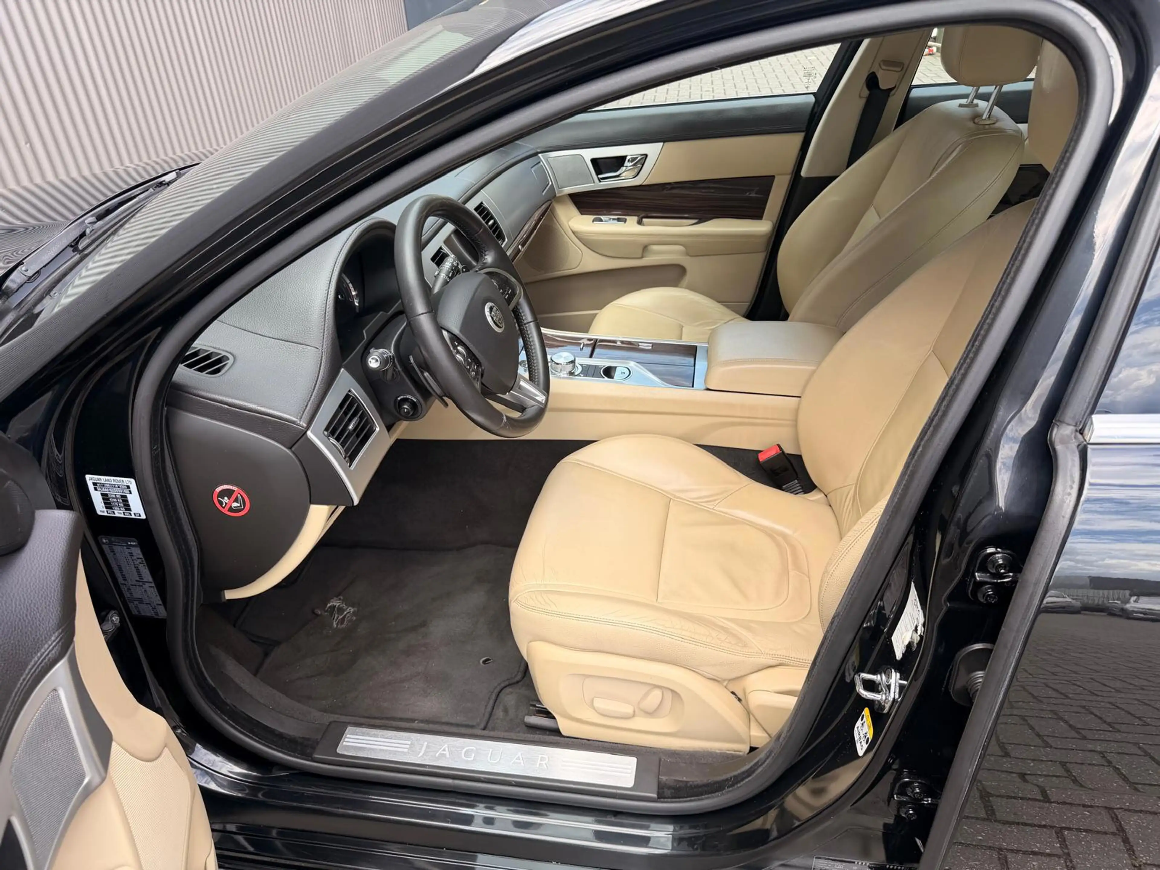 Jaguar XF Sportbrake 2.2D S 200pk|Stoelverwarming|Camera|Cru — photo 8