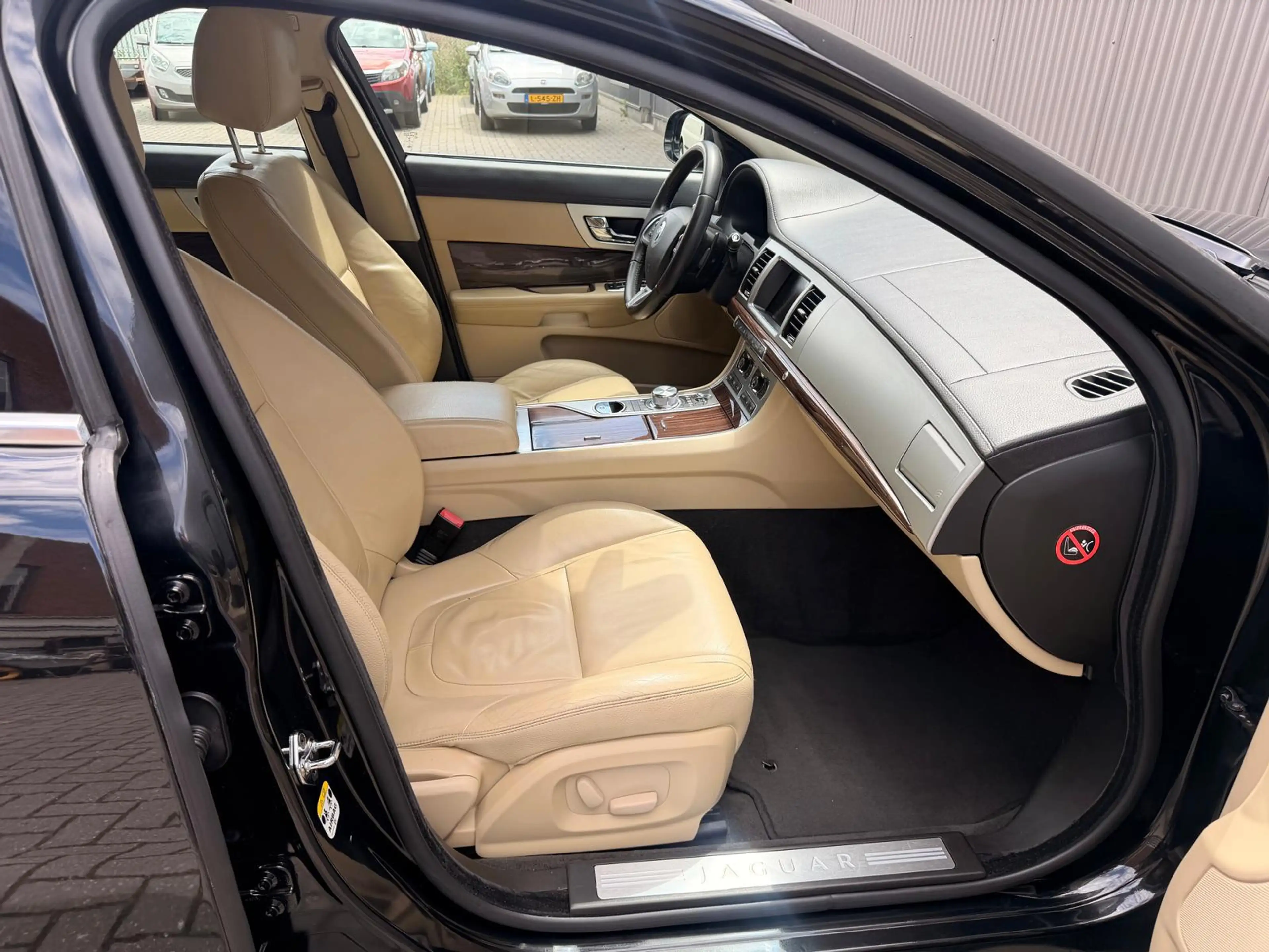 Jaguar XF Sportbrake 2.2D S 200pk|Stoelverwarming|Camera|Cru — photo 11