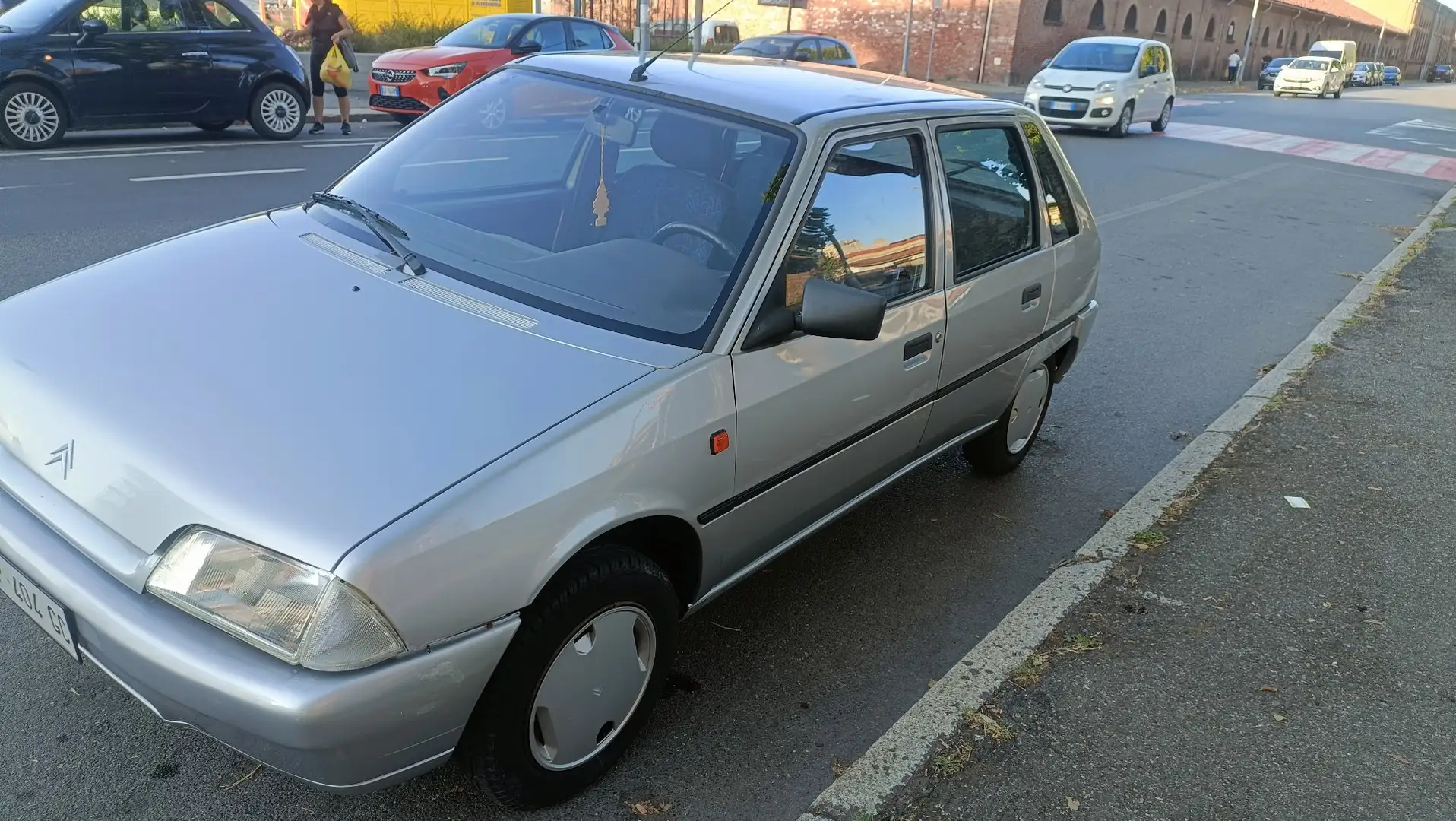 Citroen AX 5p 1.0 Spot (flash) - 1