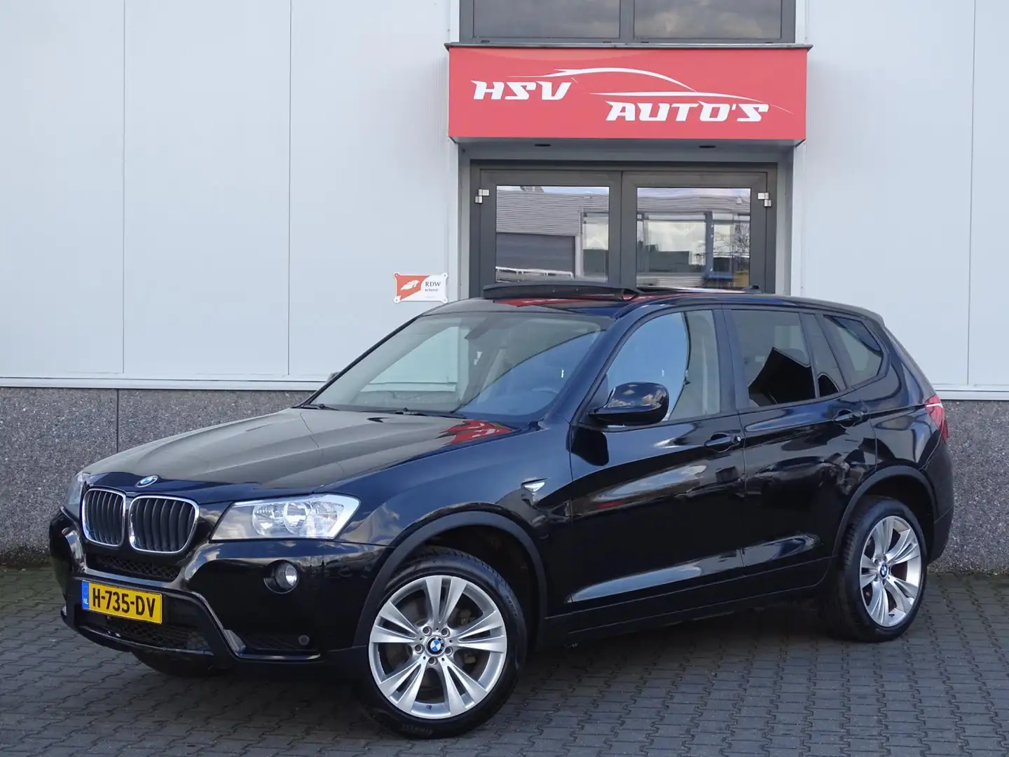 BMW X3 XDrive20i High Executive navi LM panodak Zwart - 1