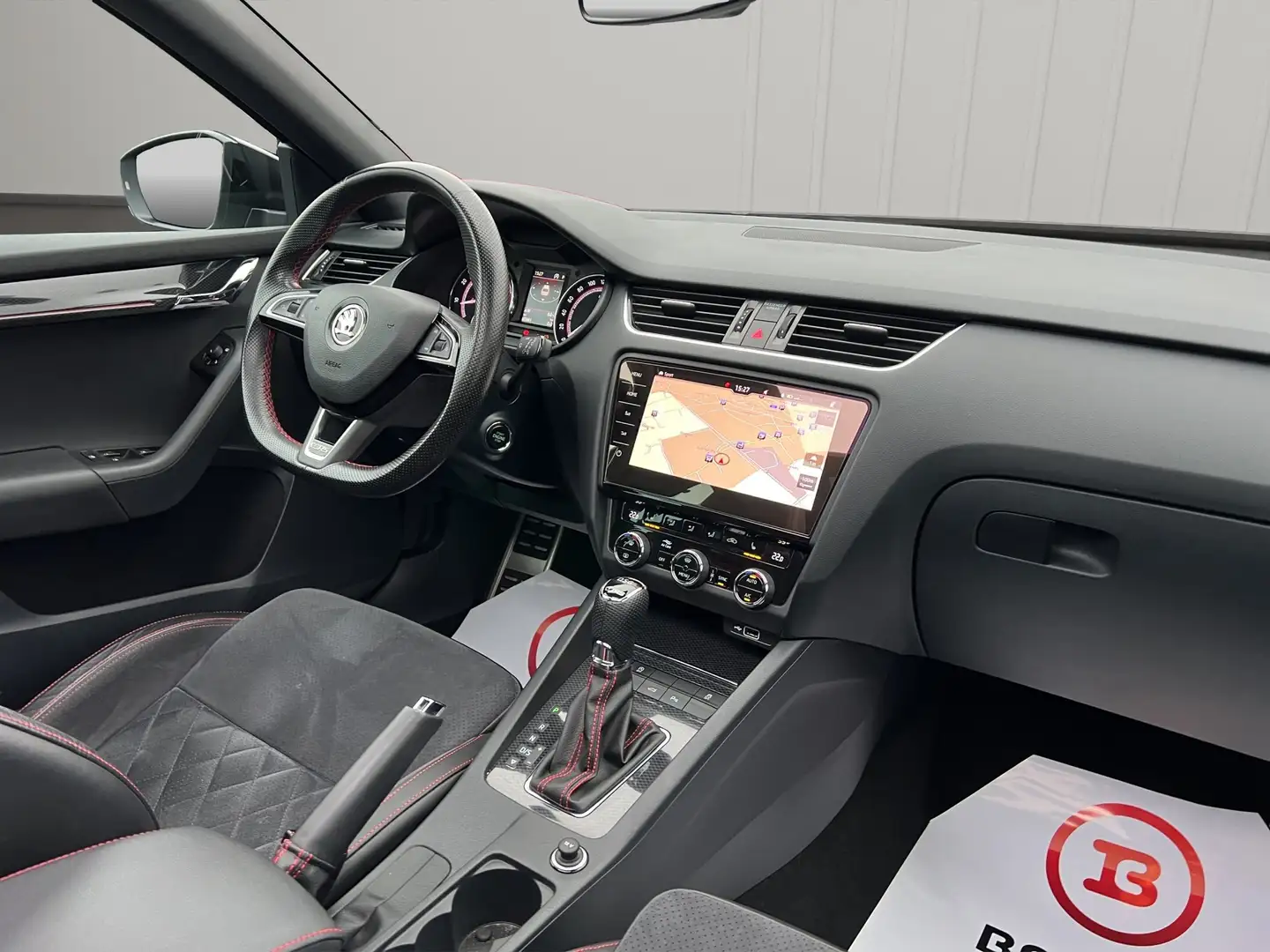 Skoda Octavia Combi2.0TSI DSG RS245pk PANO•DCC•DiscoverPRO Gris - 2