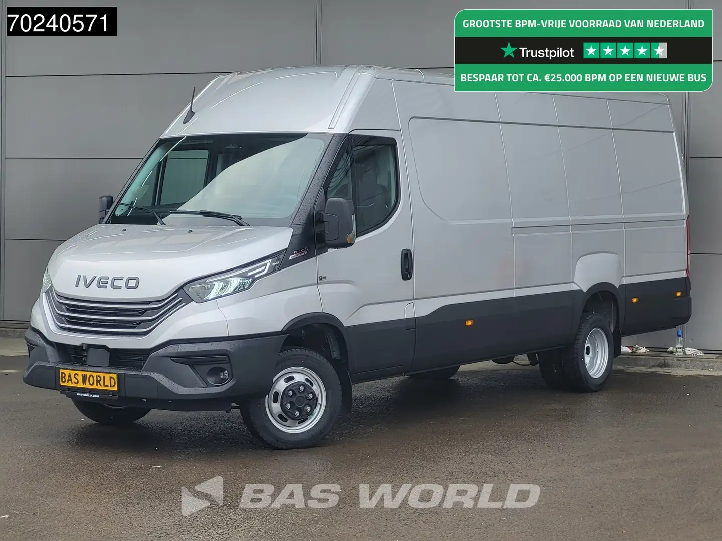 Iveco Daily 35C18 180PK Automaat Dubbellucht L4H2 ACC Navi Cam Ezüst - 1