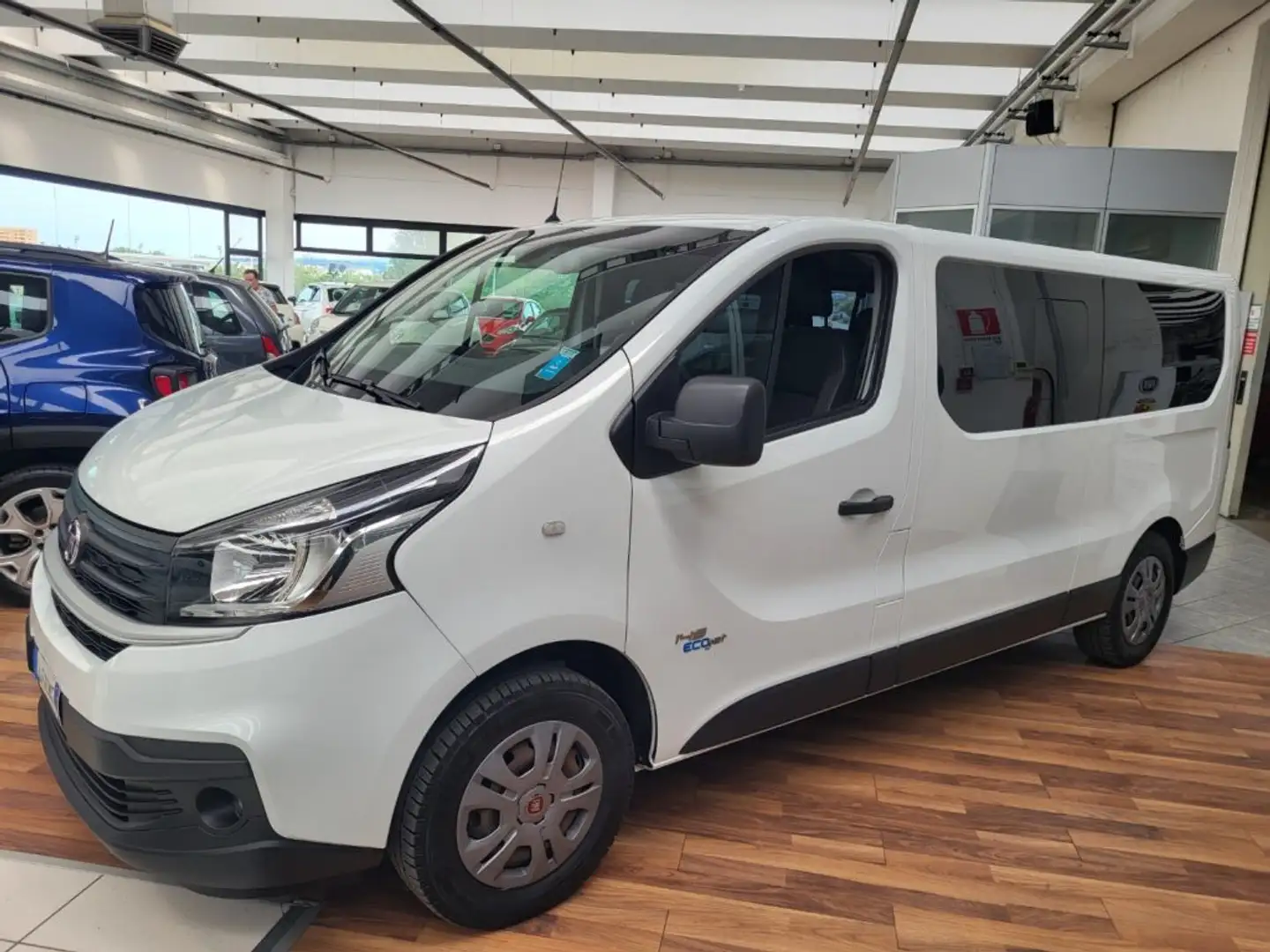 Fiat Talento 2.0 Ecojet 145CV PLUNGO 8 POSTI-Uniproprietario Grau - 2