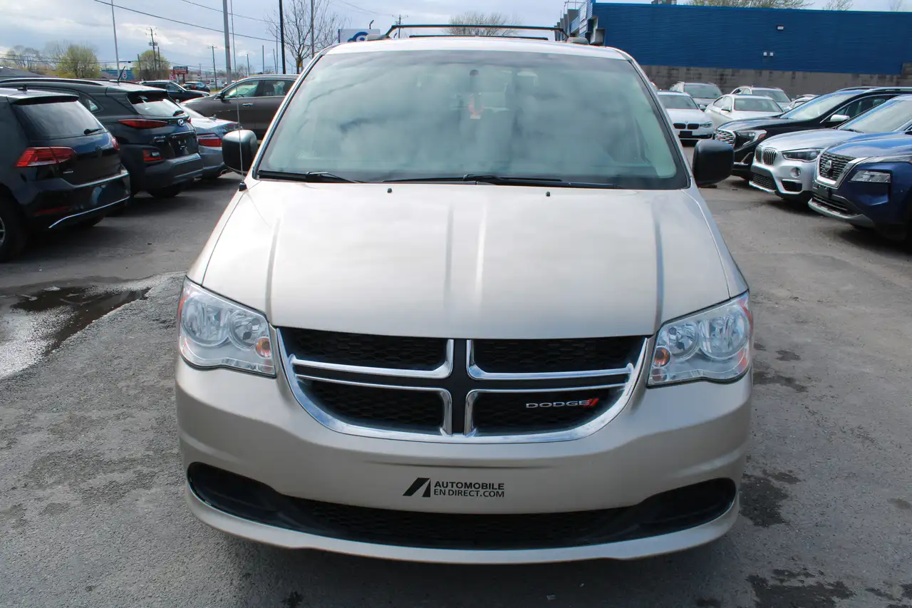 Dodge Grand Caravan снимка Dodge Grand Caravan
