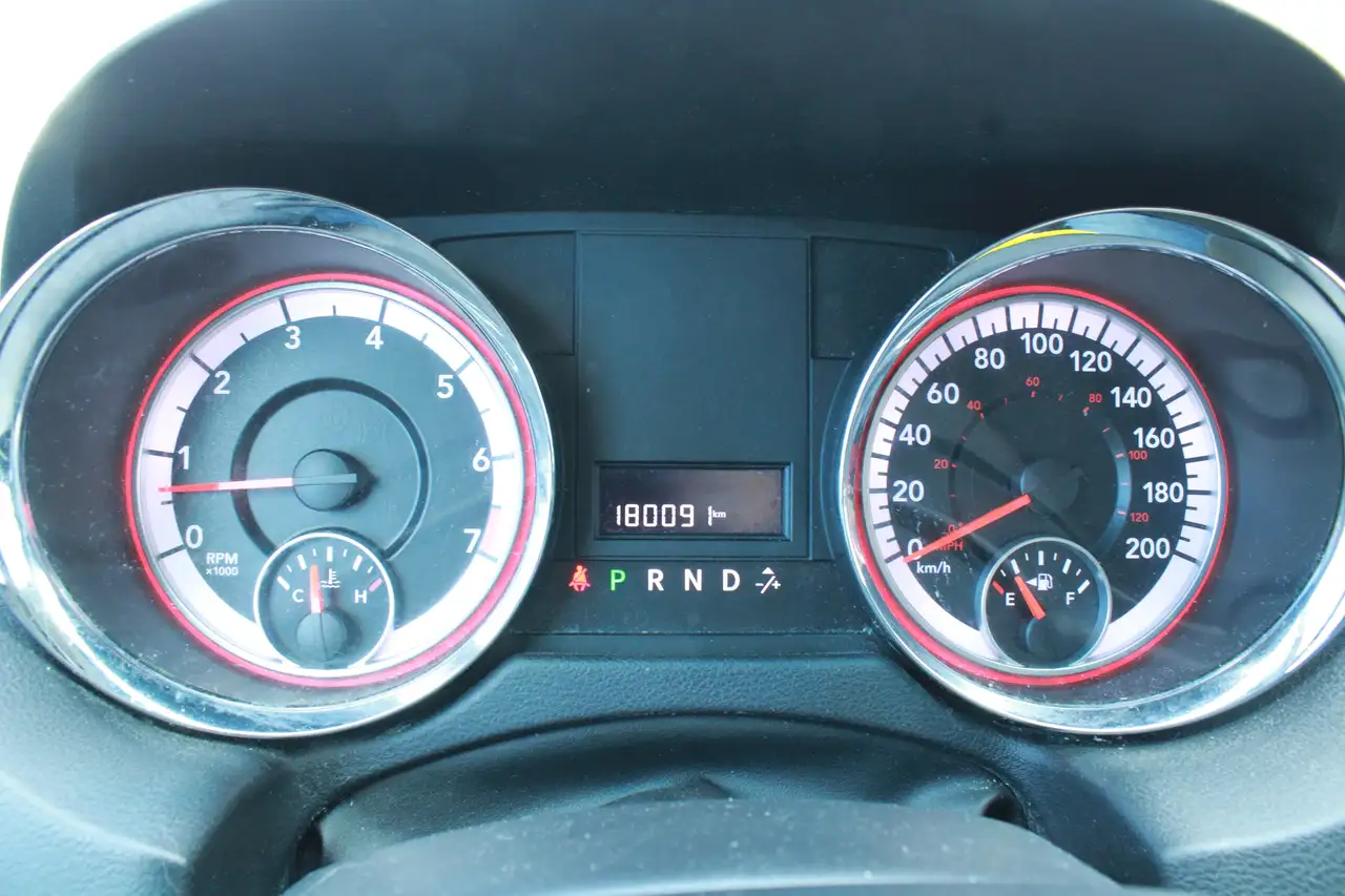 Dodge Grand Caravan снимка Dodge Grand Caravan