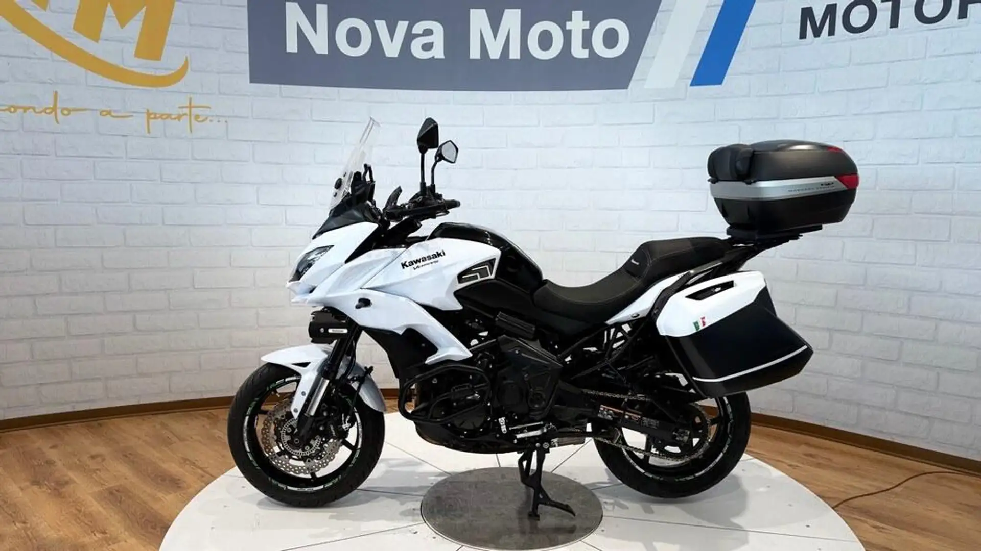 Kawasaki Versys 650 Abs Alb - 1