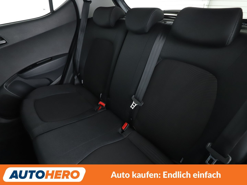 Hyundai i10 1.0 Trend*SHZ*KLIMA*ALU* — photo 14