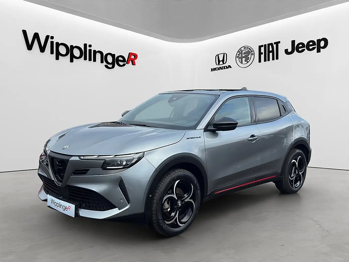Alfa Romeo Junior Ibrida Speciale 1.2 MHEV Grau - 1