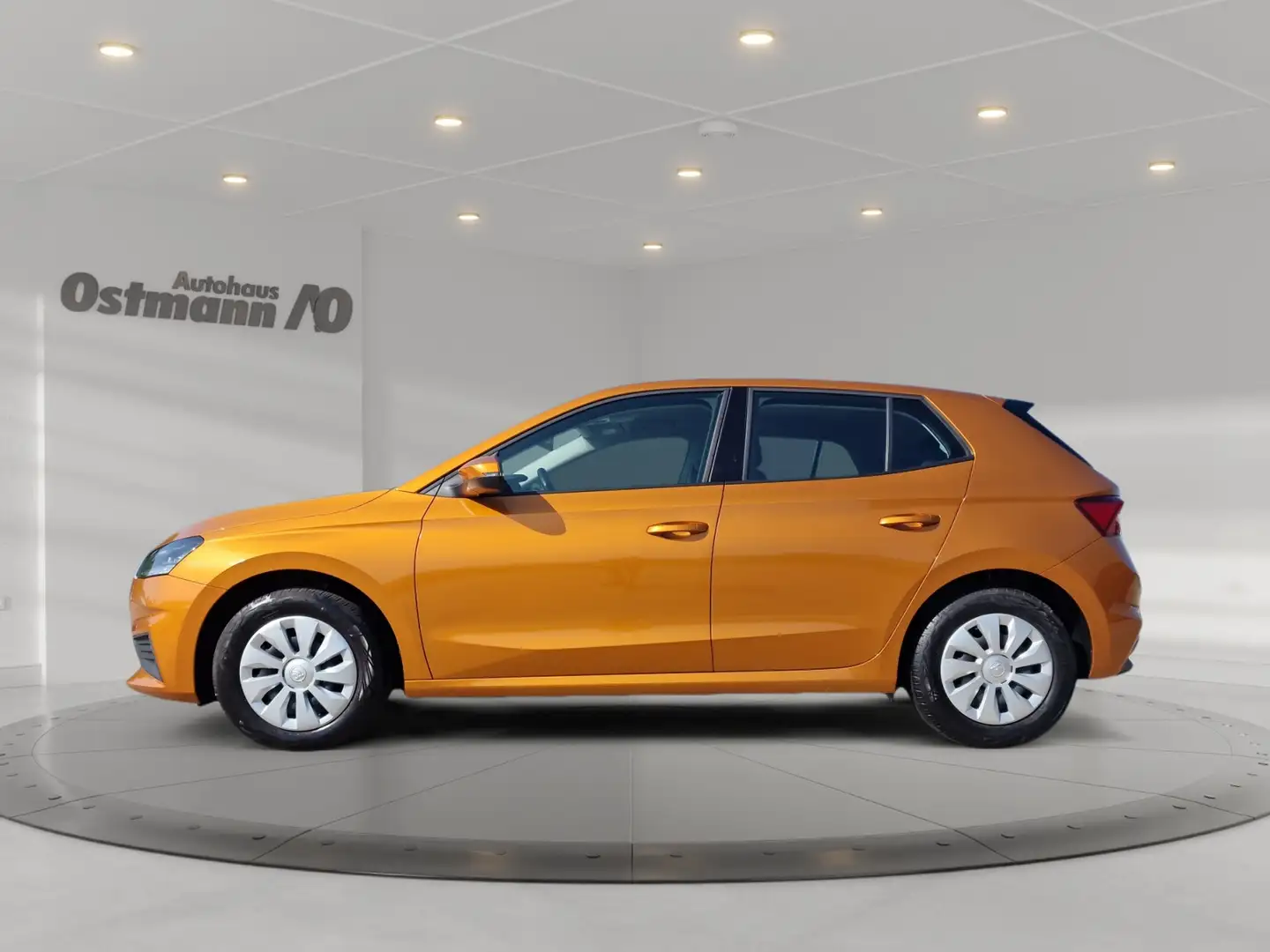 Skoda Fabia 1.0 MPI Ambition LED Navi PDC SHZ Oranje - 2