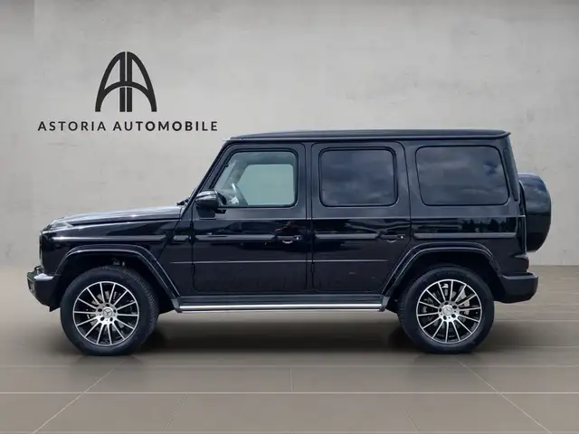 Mercedes-Benz G 500 view 7