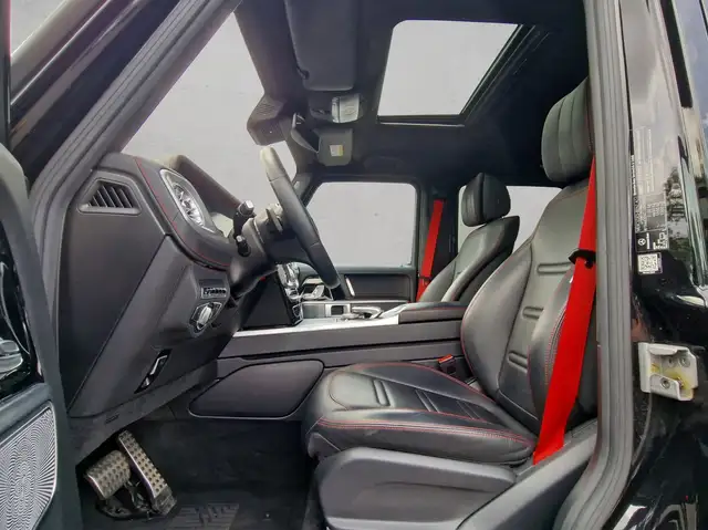 Mercedes-Benz G 500 view 5