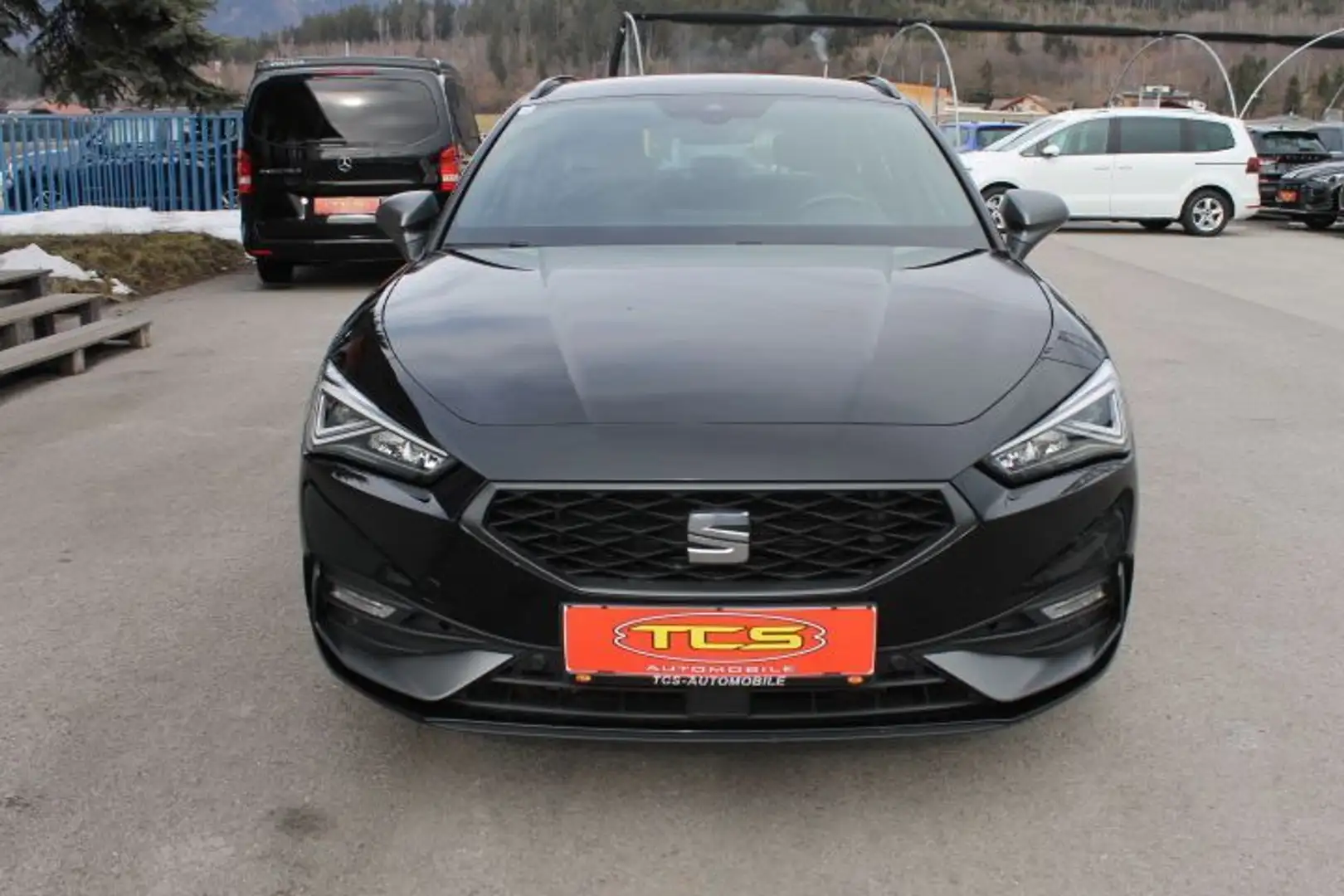 SEAT Leon SP FR eHybrid 204 DSG Schwarz - 2