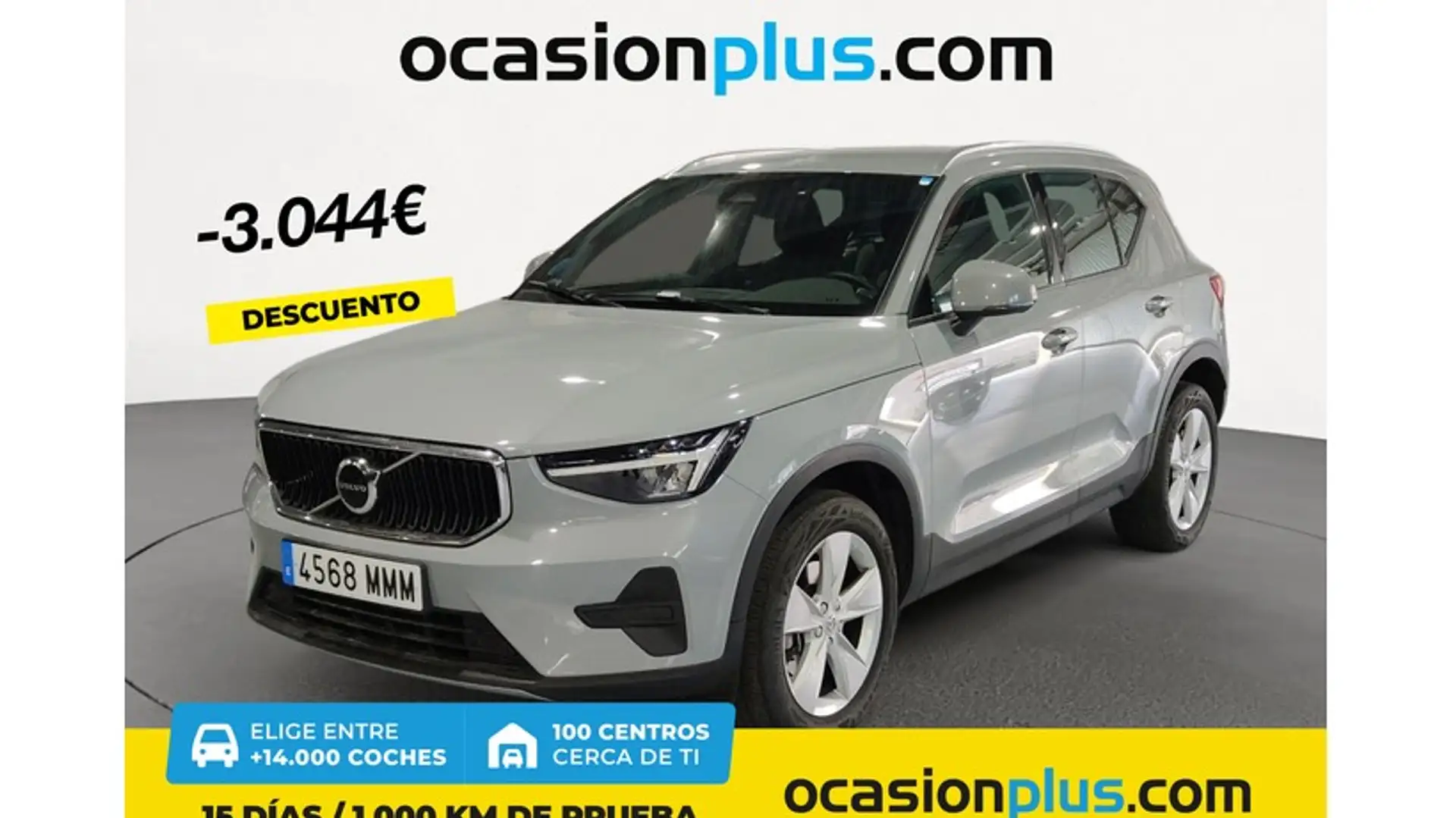Volvo XC40 B3 Momentum Pro Aut. Gris - 1