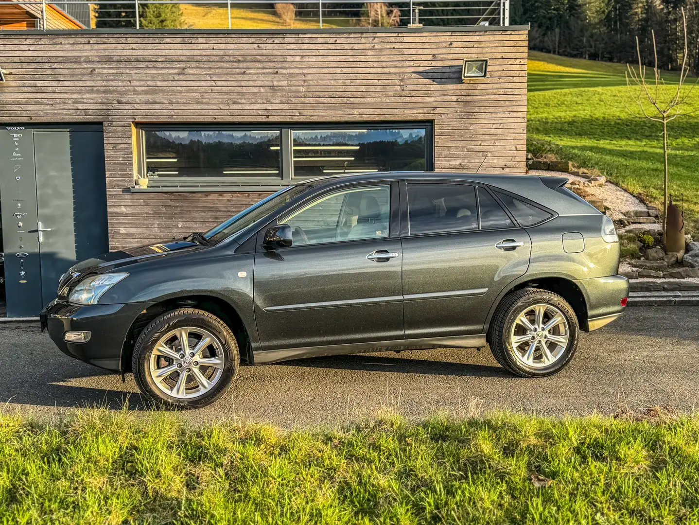 Lexus RX 350 President 4WD VOLL SERVICE NEU Wie Jahreswagen!!! Szary - 1