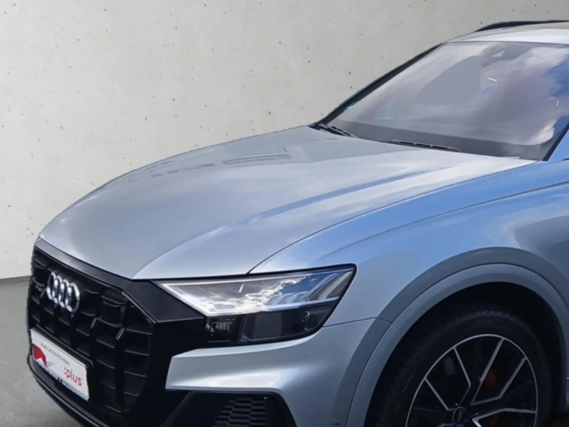 Audi SQ8 2023 은색 사진 7