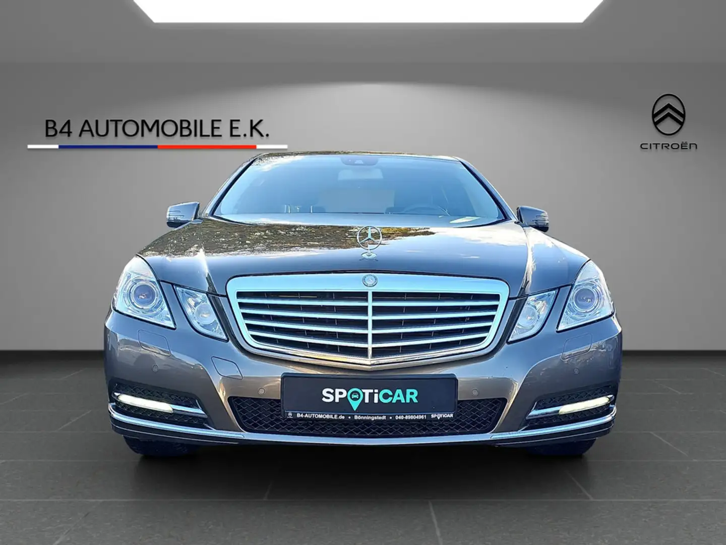 Mercedes-Benz E 200 CDI Elegance BlueEfficie Grau - 2