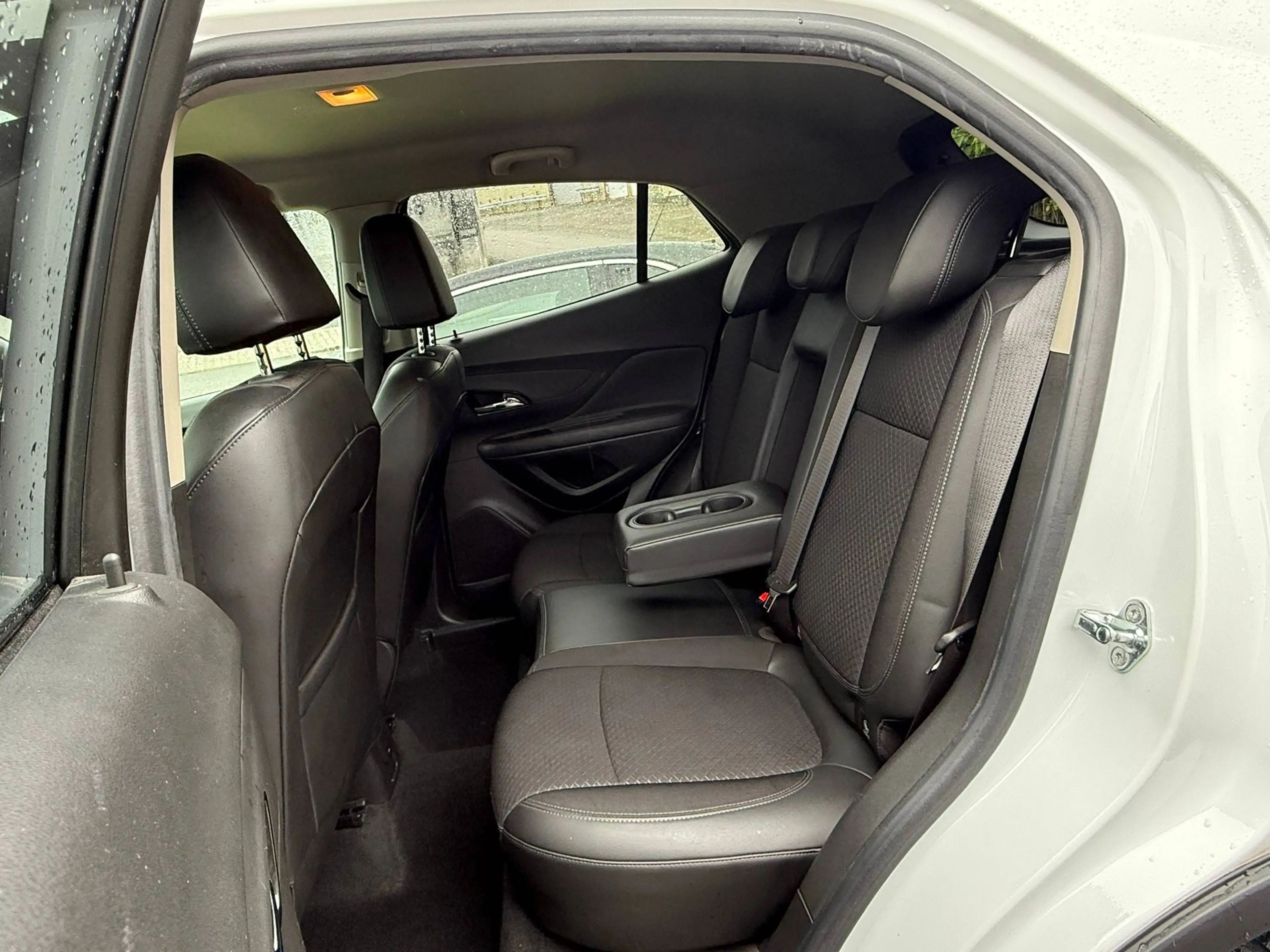 Opel Mokka X Innovation Start/Stop — photo 10