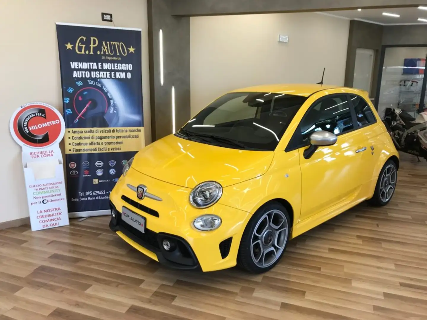 Abarth 595 1.4 Turbo T-Jet 165 CV Turismo Giallo - 2