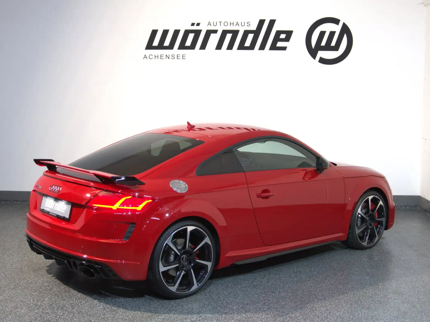 Audi RS Q3 Audi TT RS Coupé Rosso - 2