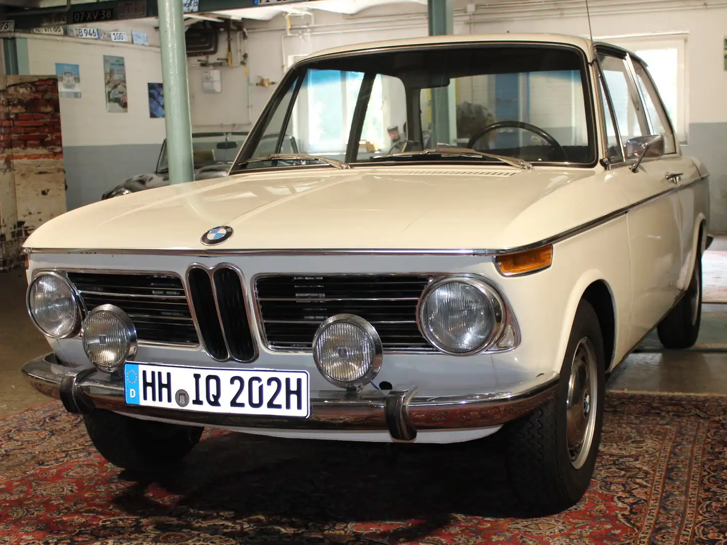 BMW 2002 Wit - 1