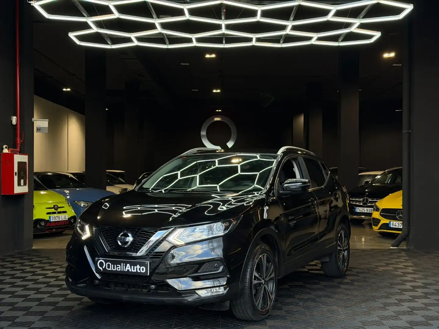 Nissan Qashqai DIGT 103 kW 140 CV E6D TEKNA Negro - 1