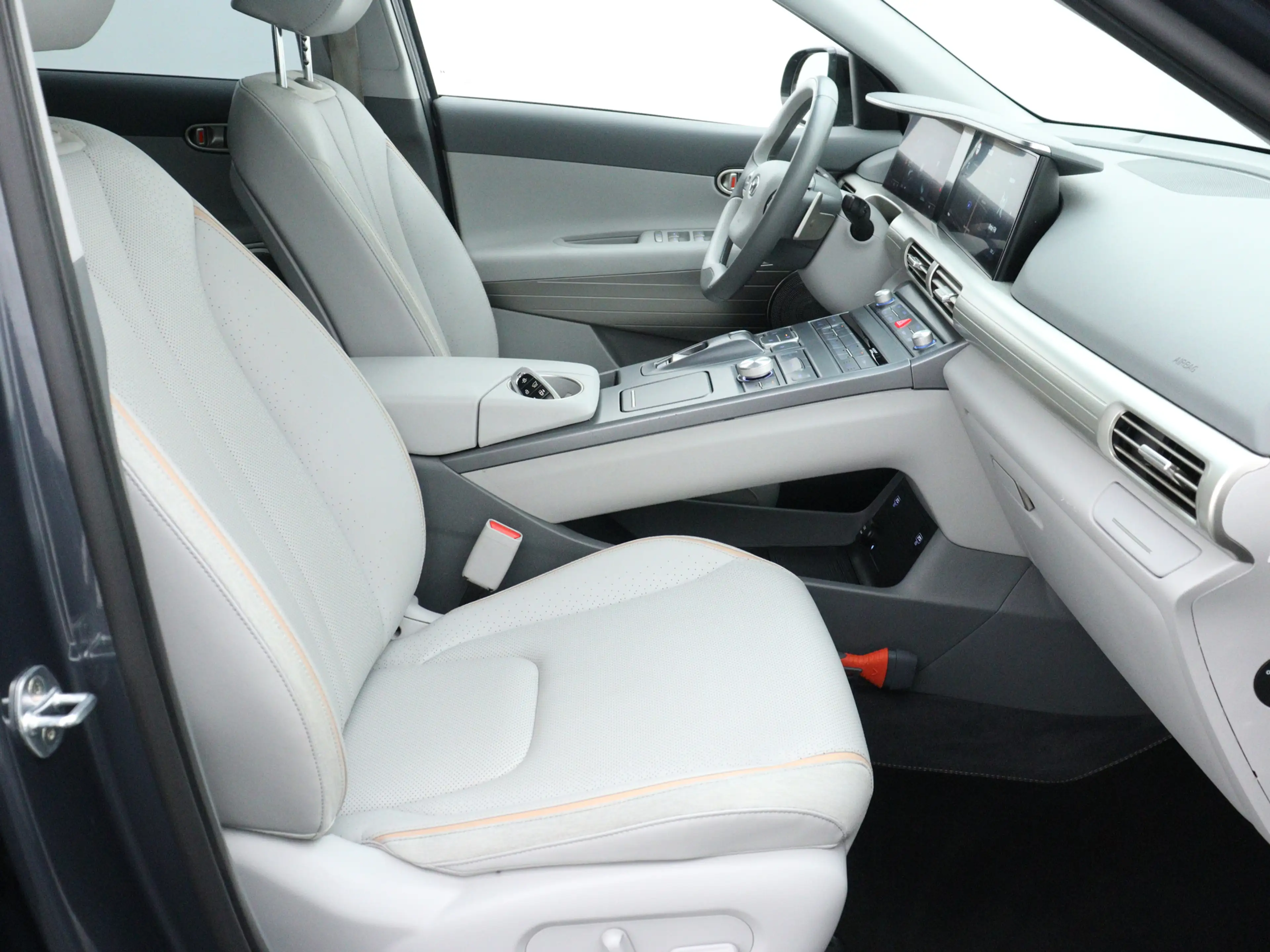 Hyundai NEXO Plus Pack FCEV Waterstof 163PK / Navigatie / Pano- — photo 2