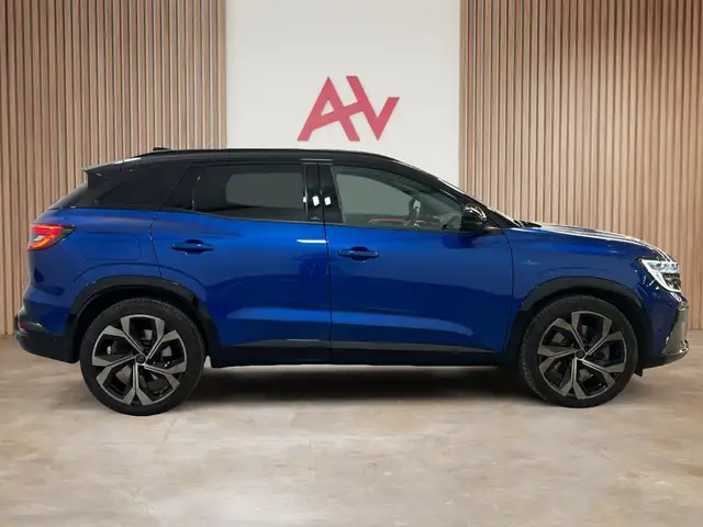 Renault Austral view 5