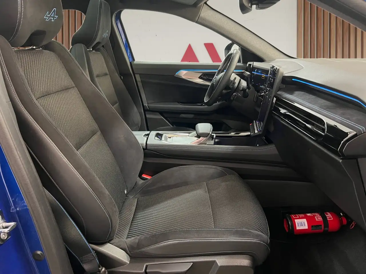 Renault Austral E-Tech Hybrid 200 Esprit Alpine ** Pano Navi/..., миниатюра 27