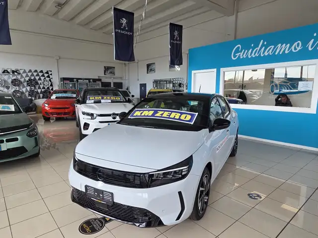 Opel Corsa GS 100 CV TETTO NERO KM/0 NESSUN OBBLIGO FINANZIAR