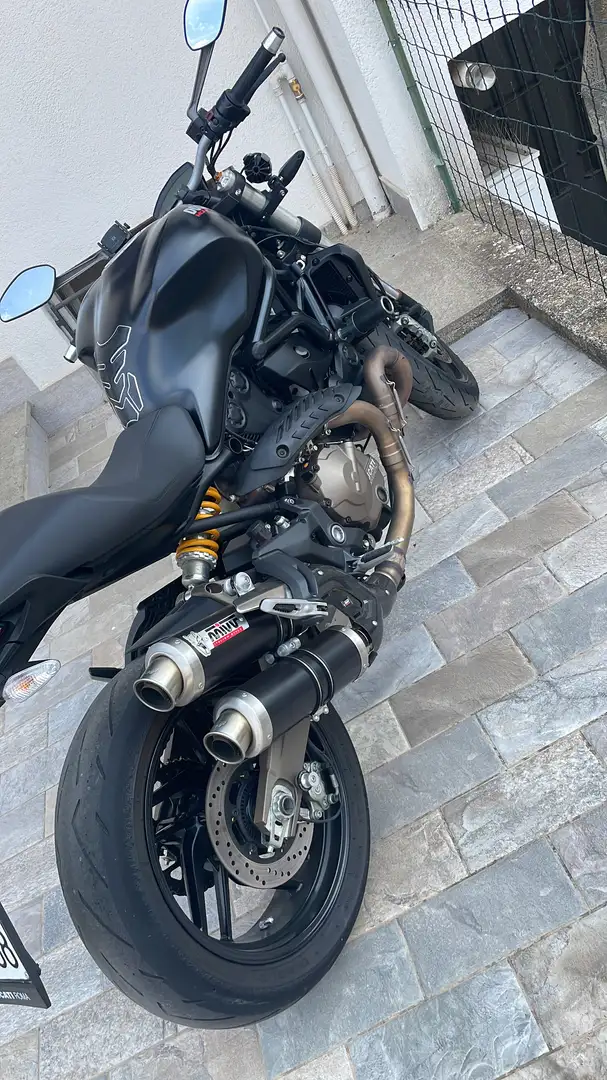 Ducati Monster 821 Nero - 2
