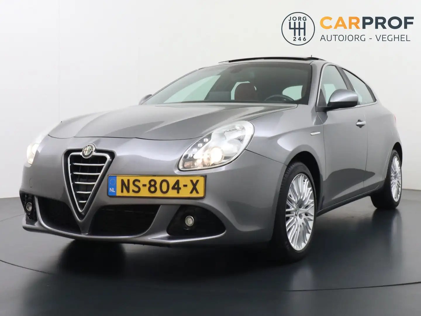 Alfa Romeo Giulietta 1.4 T Business Executive Leder Navigatie Automaat Grijs - 1