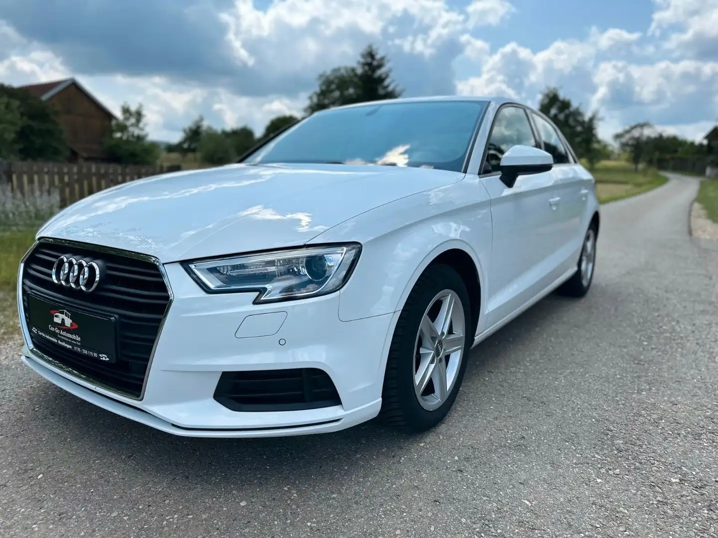 Audi A3 Lim.*S-Tronic*LED*Xen*Navi*SHZ*PDC*Allwetter* Wit - 2