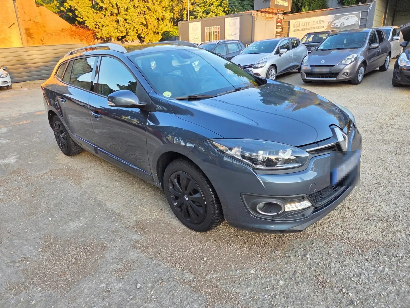 Renault Megane Limited Gris - 1