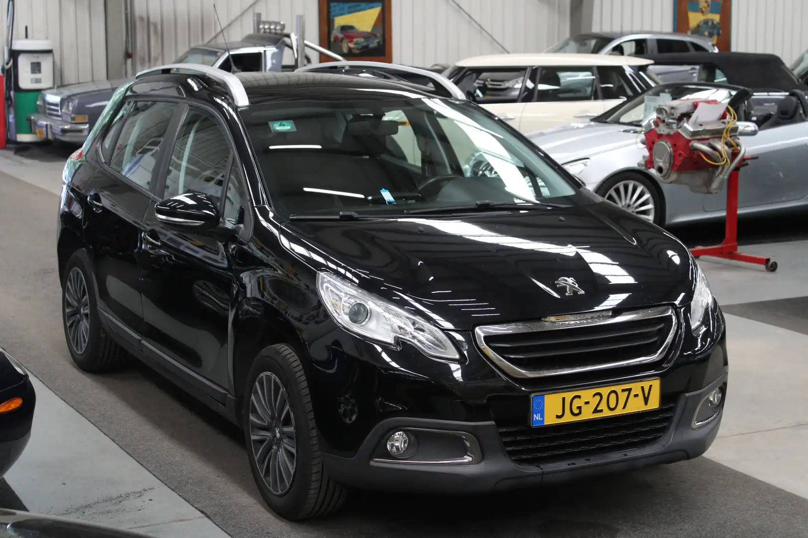 Peugeot 2008 1.2 PureTech Active 76.834km NAP, Panoramadak, Air Schwarz - 2